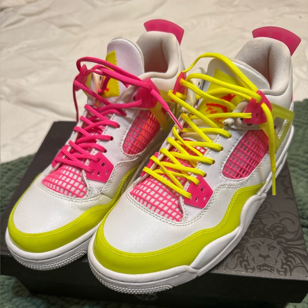 Jordan 4 Retro Lemon Venom Rare